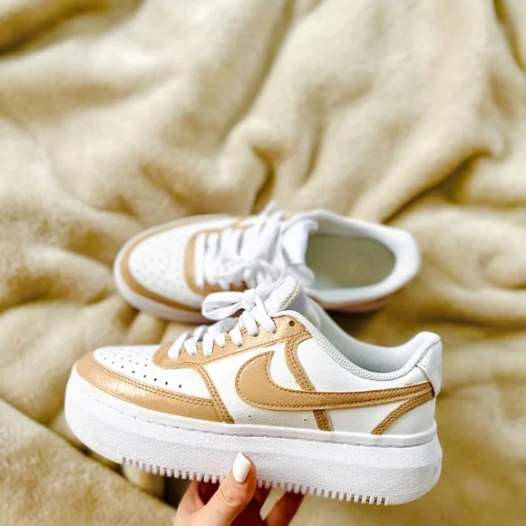 CUSTOM NIKE COURT VISION ALTA WHITE/ BEIGE 8.5 SIZE - Picture 3 of 3
